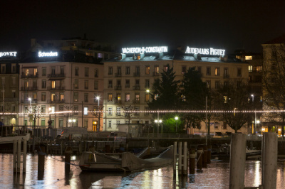 Illuminated signs in Geneva
